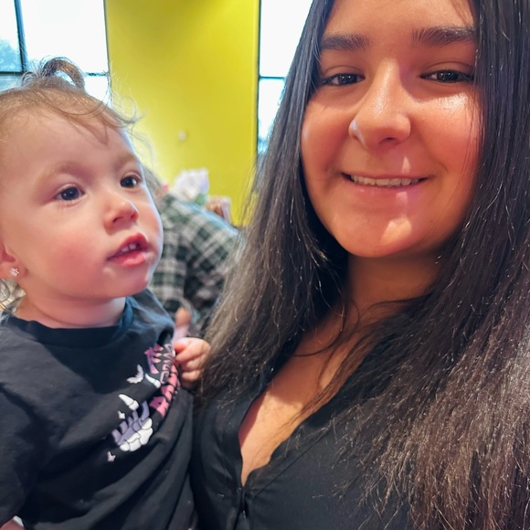 Live Show Flyer ✨🩷Little bits of everything! ❤️🌸❤️🌸❤️🌸❤️🌸 Come Shop With Me! 🥰🌸 - Picture 7 of 16